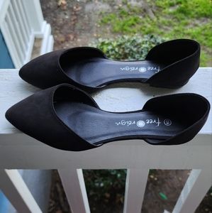 Women's Black Slip On Flats